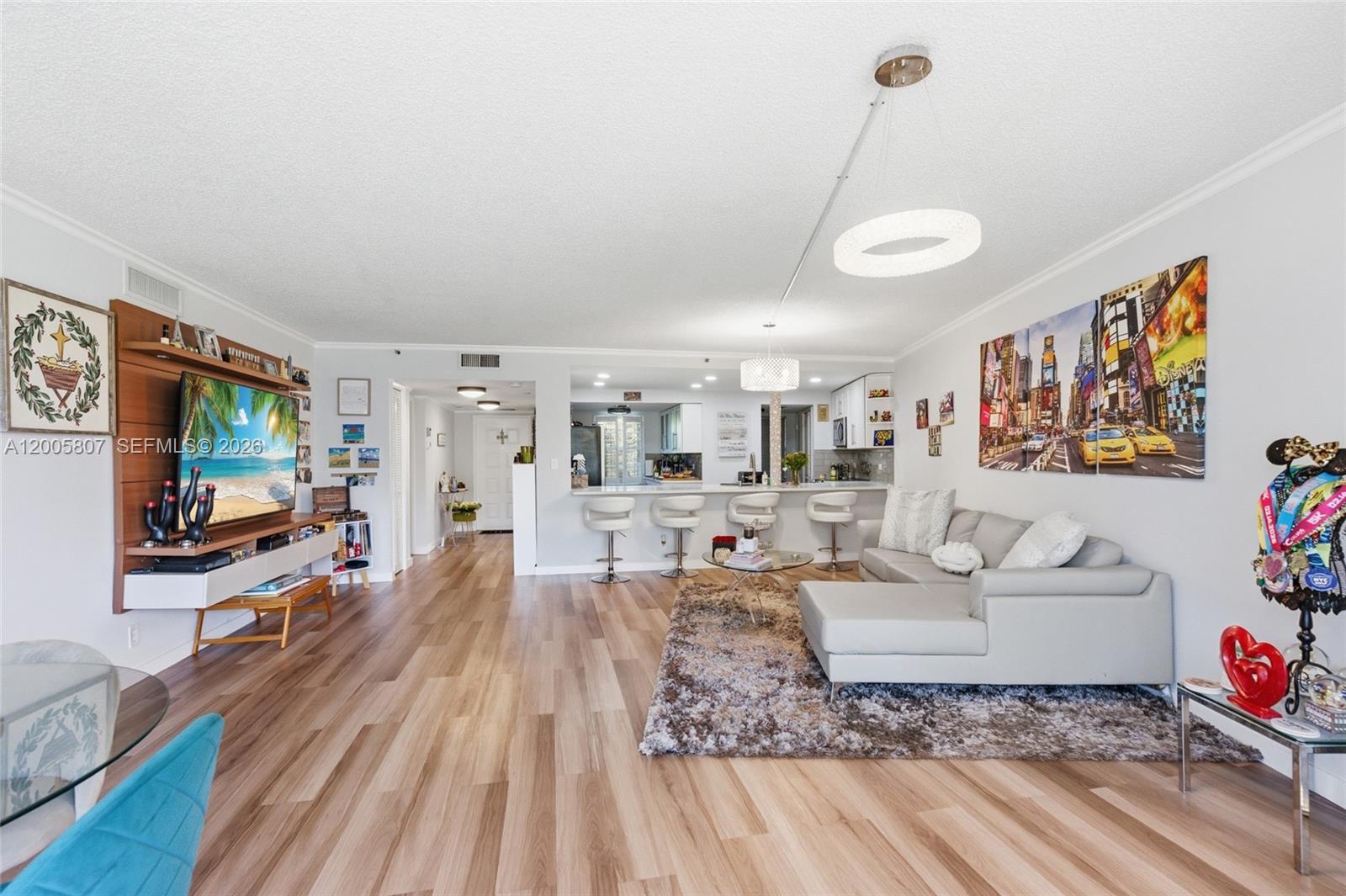 NO 105 PALM-AIRE COUNTRY - Residential