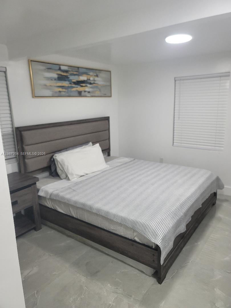 1ST ADDN TO PINEWOOD PARK - Residential Lease