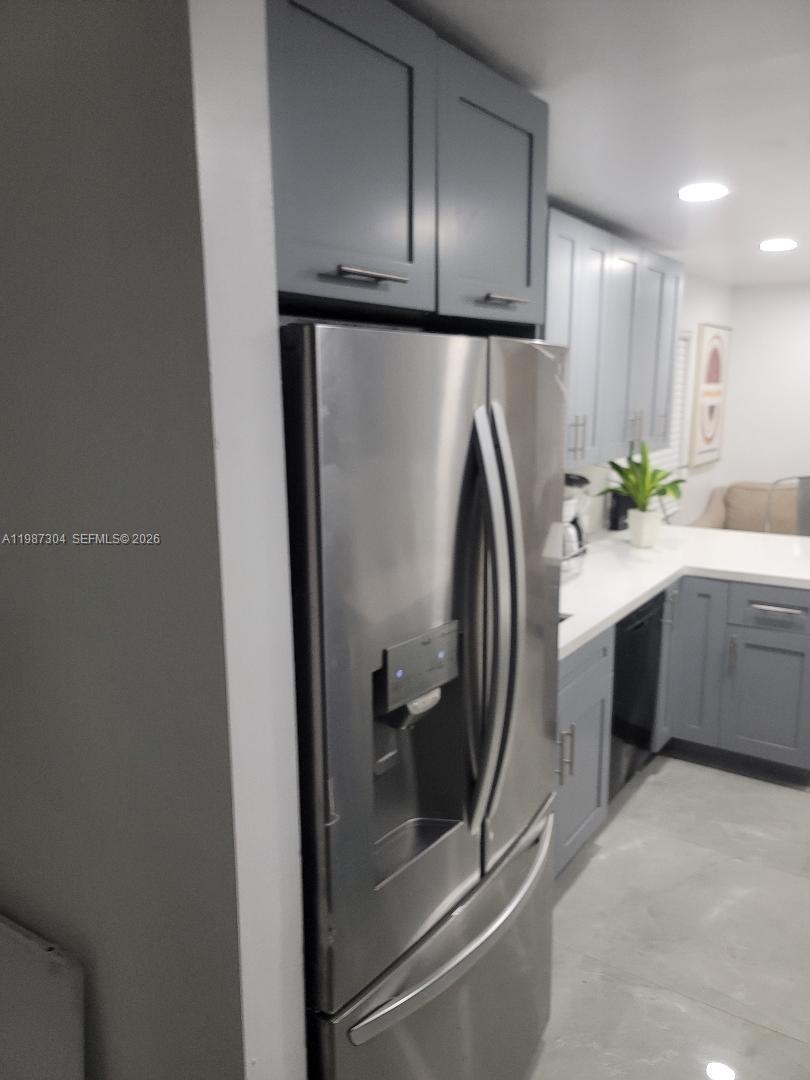 1ST ADDN TO PINEWOOD PARK - Residential Lease