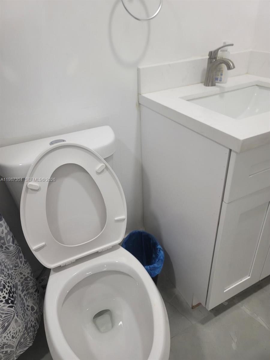 1ST ADDN TO PINEWOOD PARK - Residential Lease