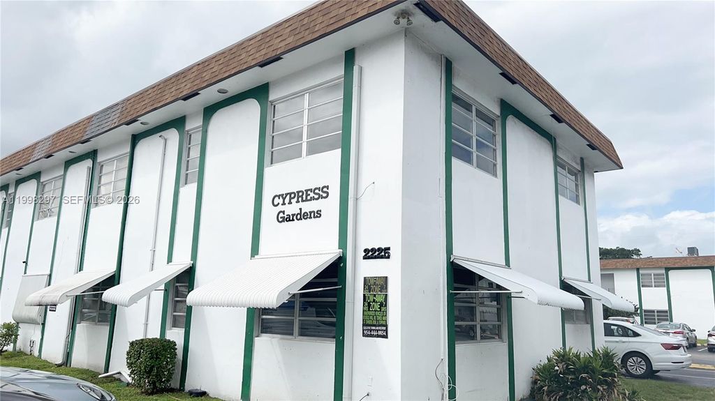 Photo of 2225 Polk St #6B, Hollywood, FL 33020 (MLS # A11998297)