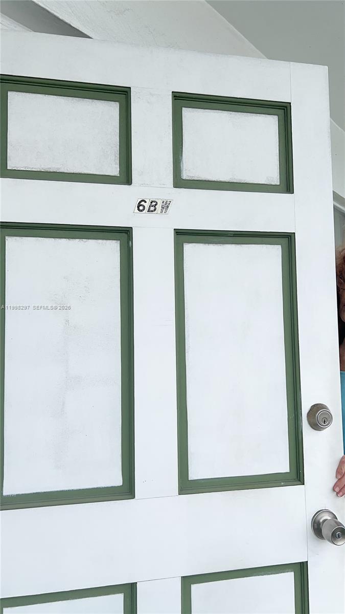 CYPRESS GARDENS CONDOMINI - Residential Lease