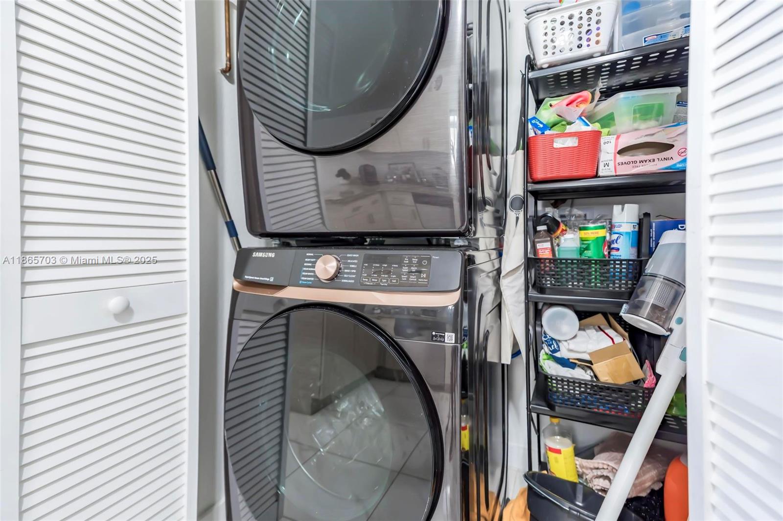 HIGH RIDGE PARK - Residential