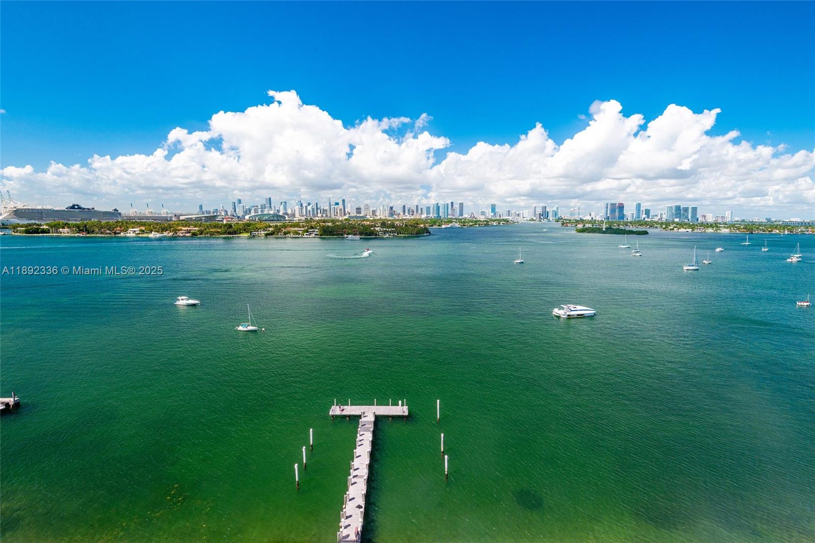 MIRADOR 1000 CONDO - Residential