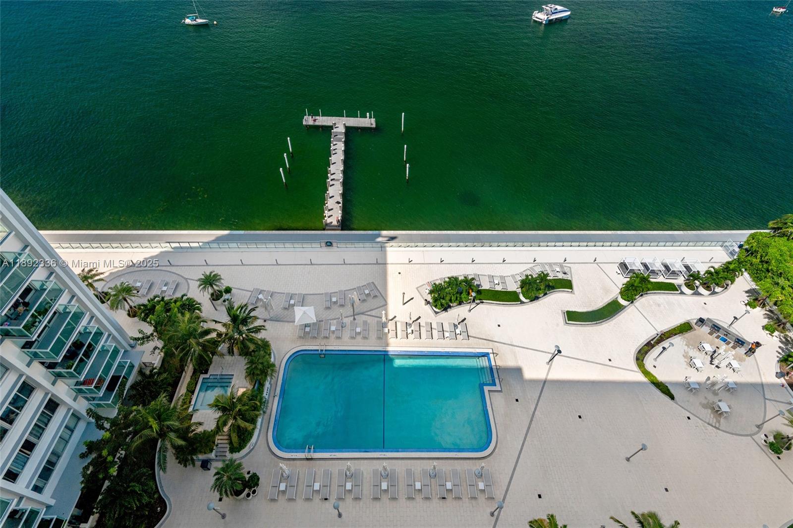 MIRADOR 1000 CONDO - Residential