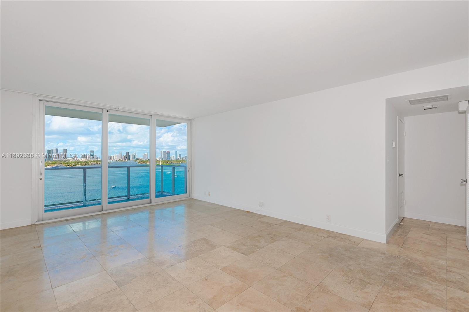 MIRADOR 1000 CONDO - Residential