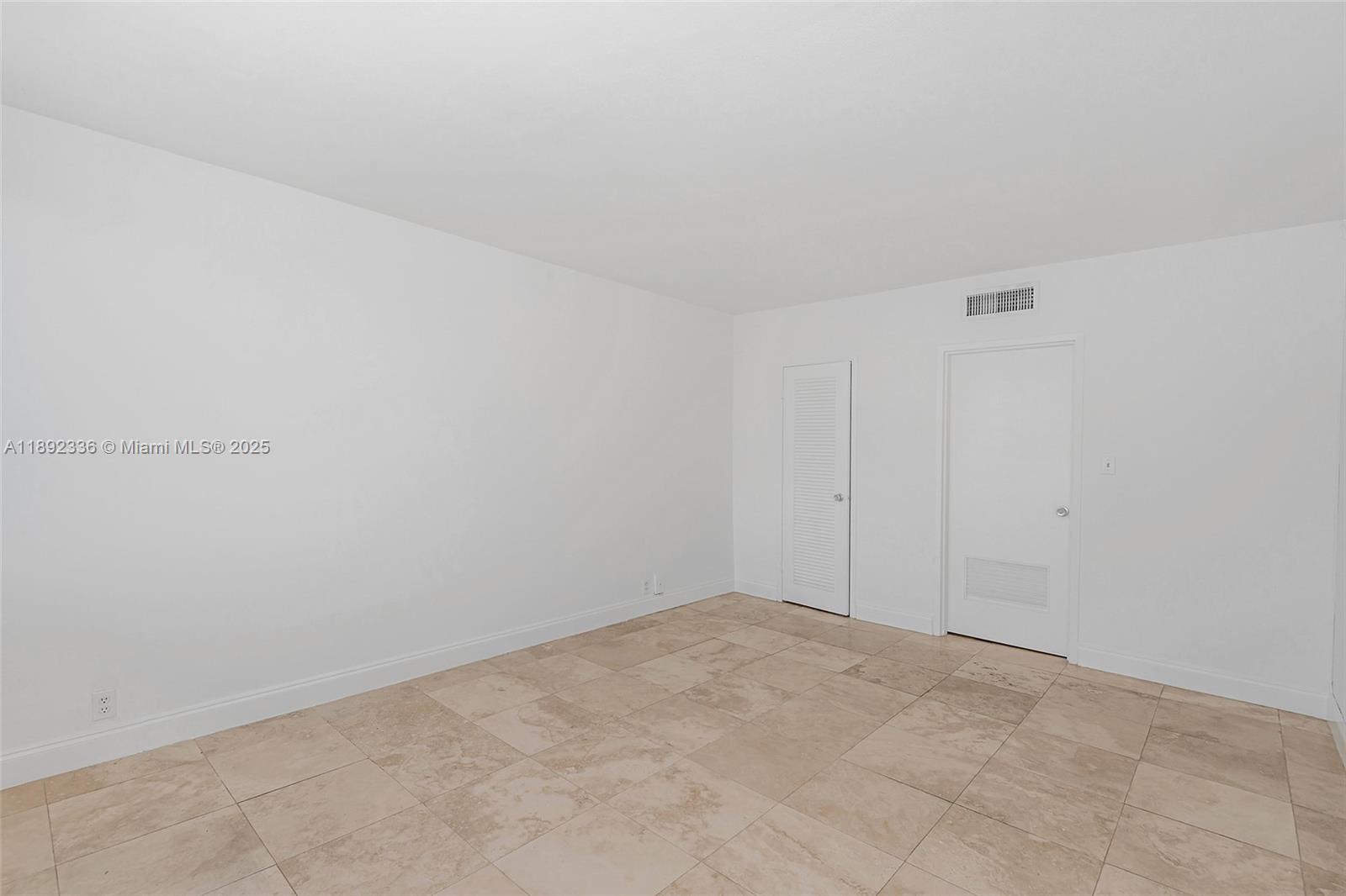 MIRADOR 1000 CONDO - Residential