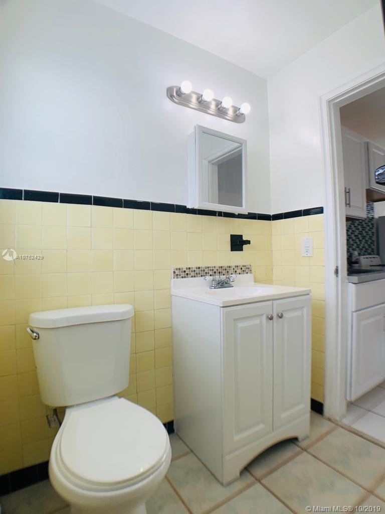 Hollywood Little Ranches - Residential Lease