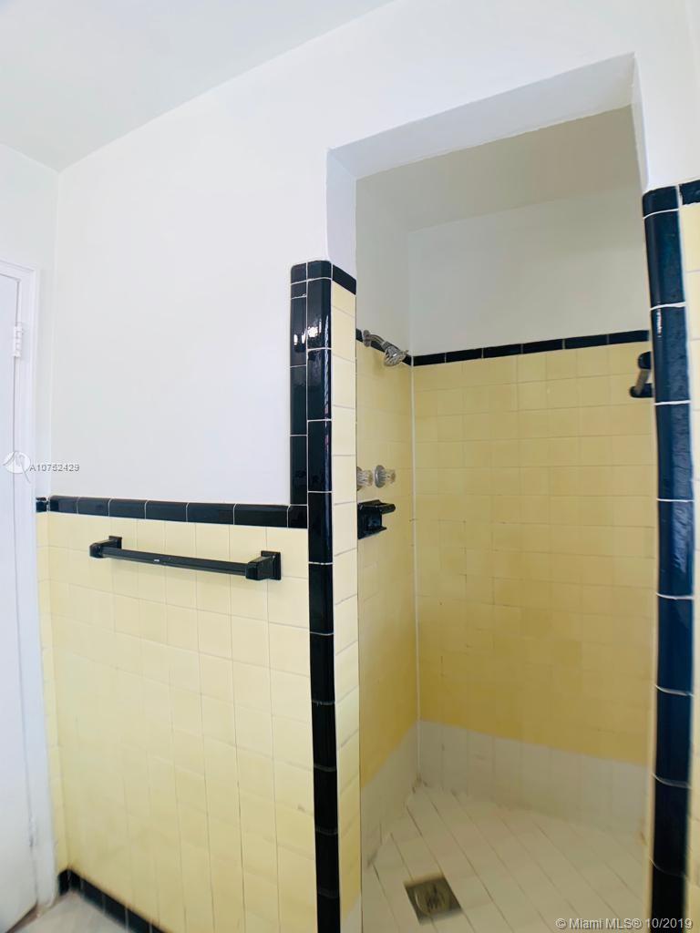 Hollywood Little Ranches - Residential Lease