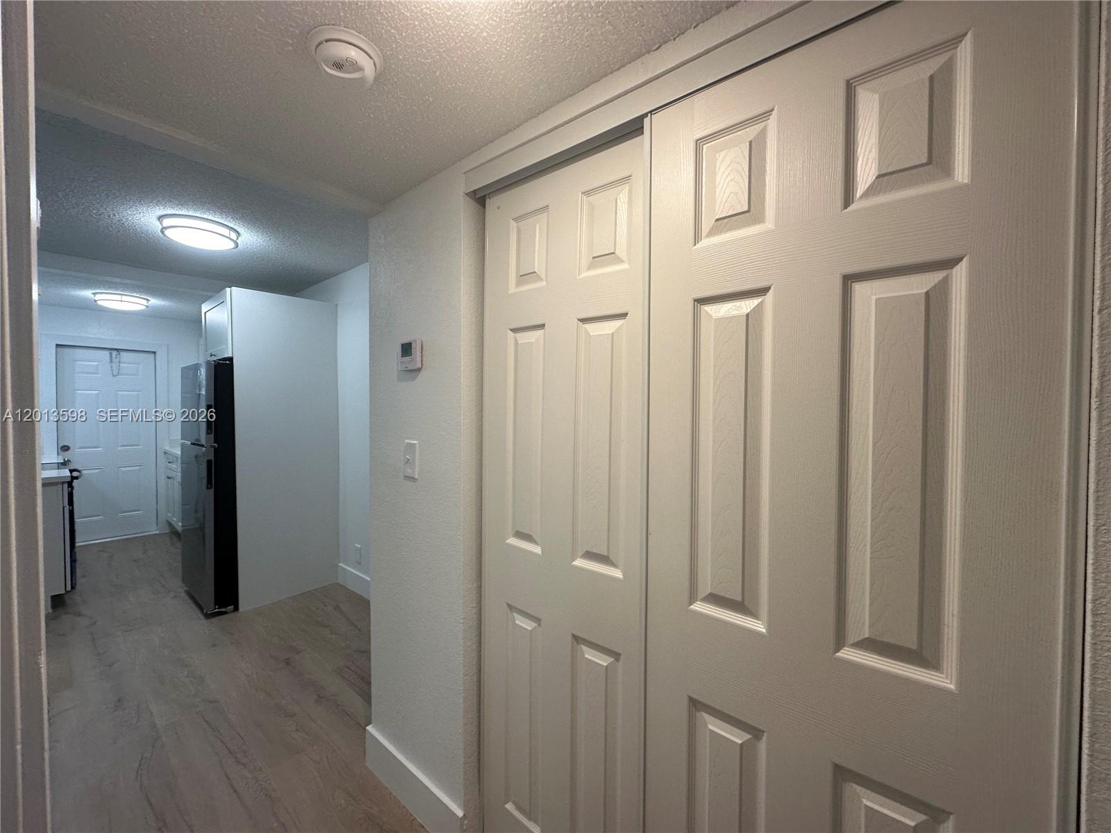 HOLLYWOOD PARK - Residential Lease