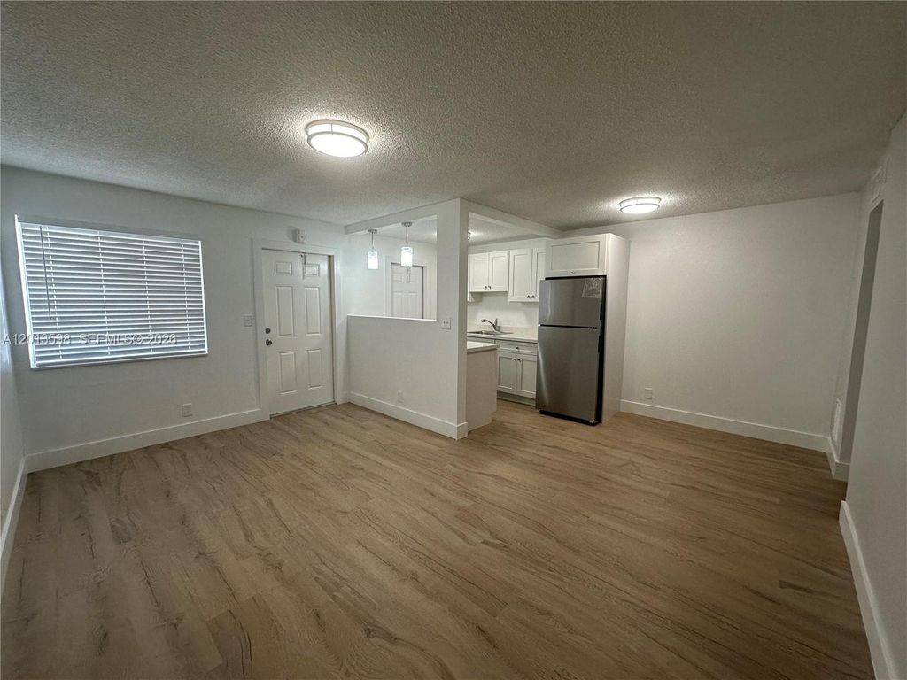 Photo of 2325 Arthur St #5, Hollywood, FL 33020 (MLS # A12013598)