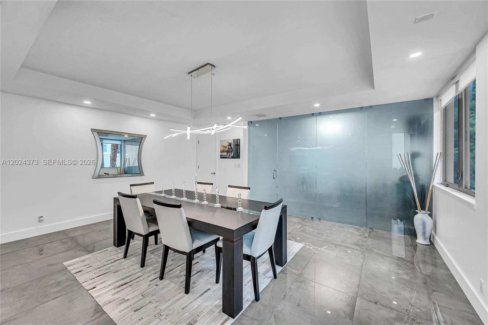 LAS OLAS PARK CORR PLAT - Residential Lease