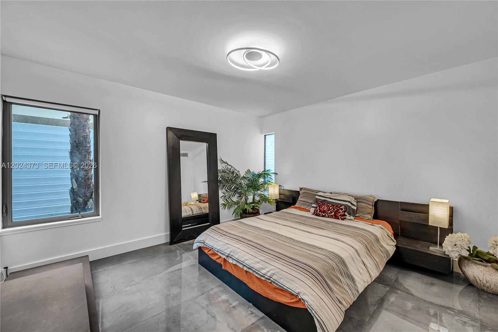 LAS OLAS PARK CORR PLAT - Residential Lease
