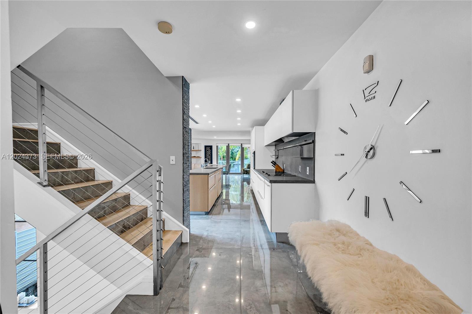 LAS OLAS PARK CORR PLAT - Residential Lease