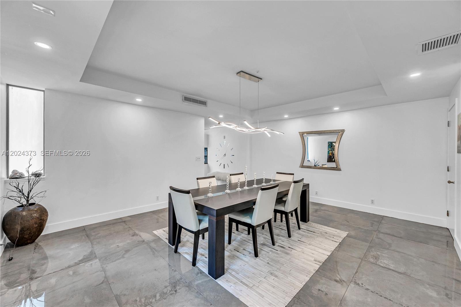 LAS OLAS PARK CORR PLAT - Residential Lease