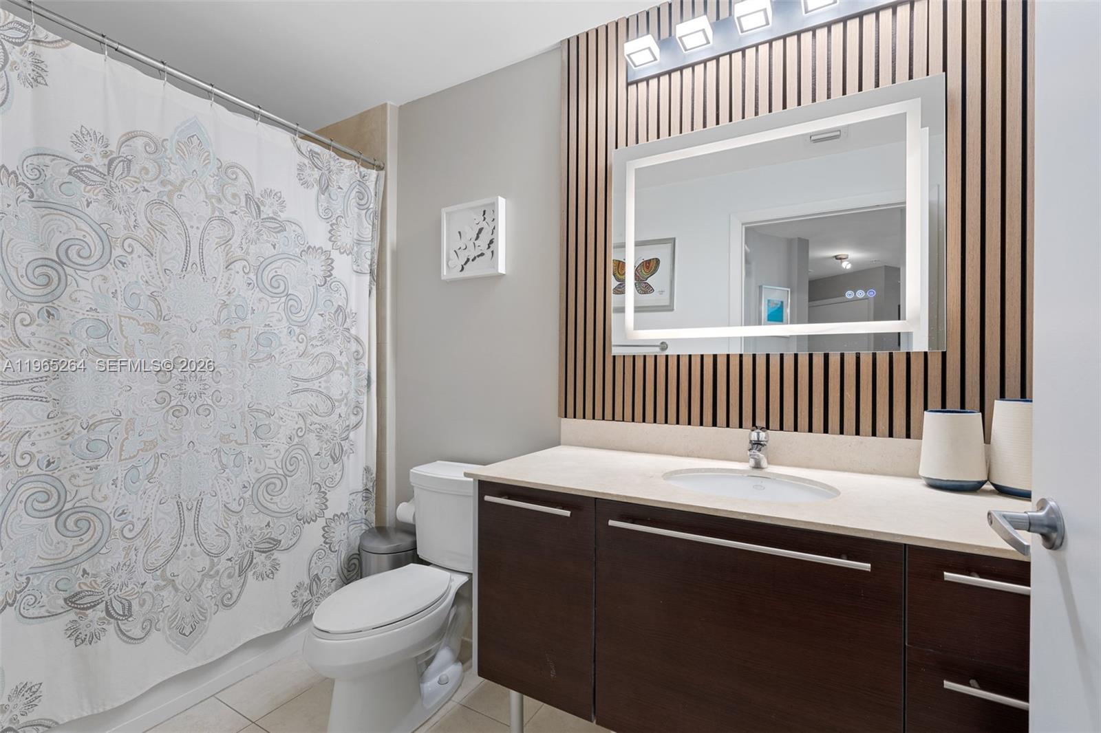 QUANTUM ON THE BAY CONDO - Residential