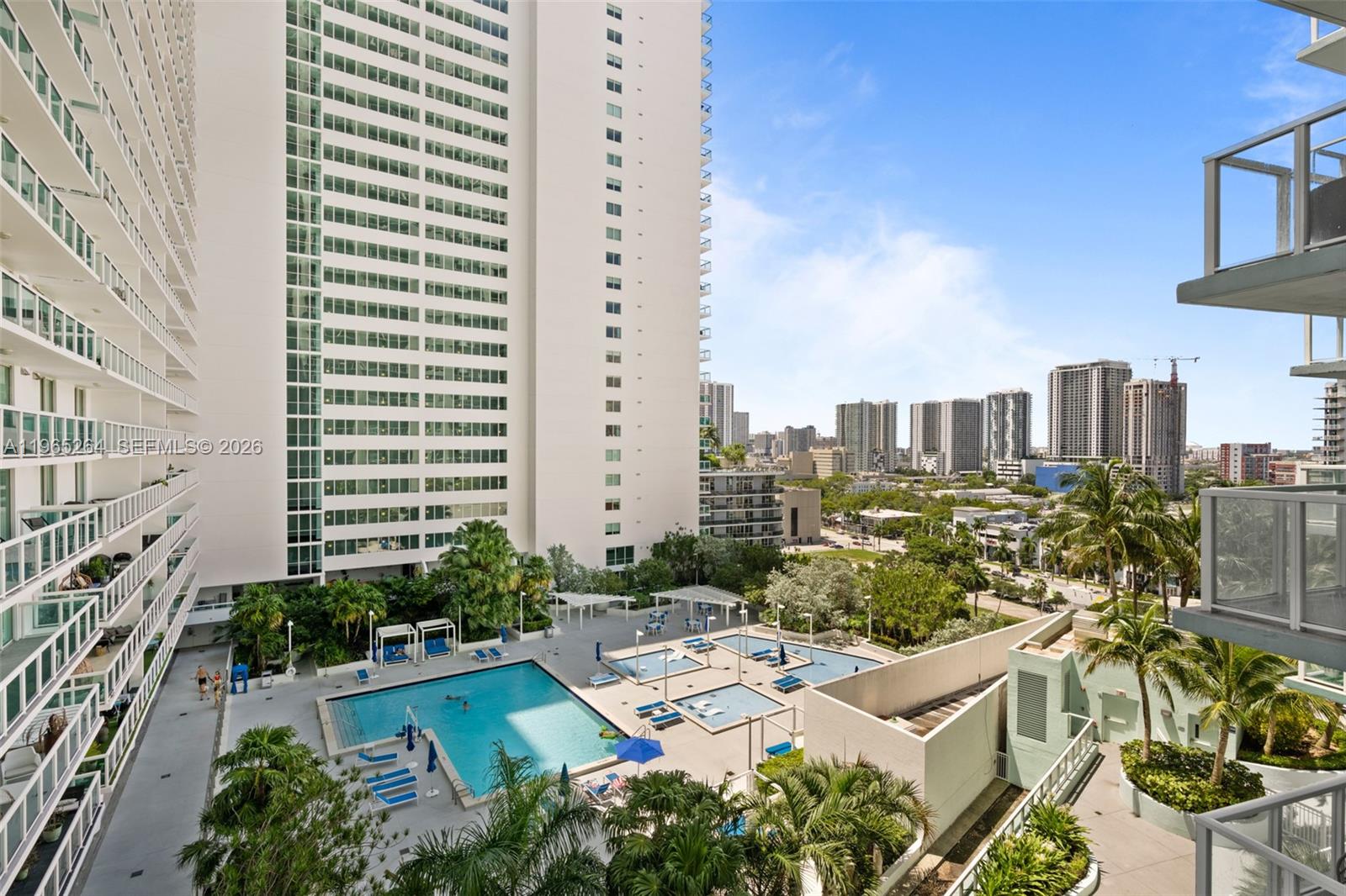 QUANTUM ON THE BAY CONDO - Residential