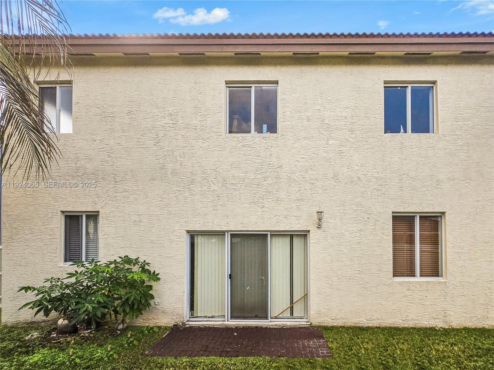 MILON VENTURE - Residential