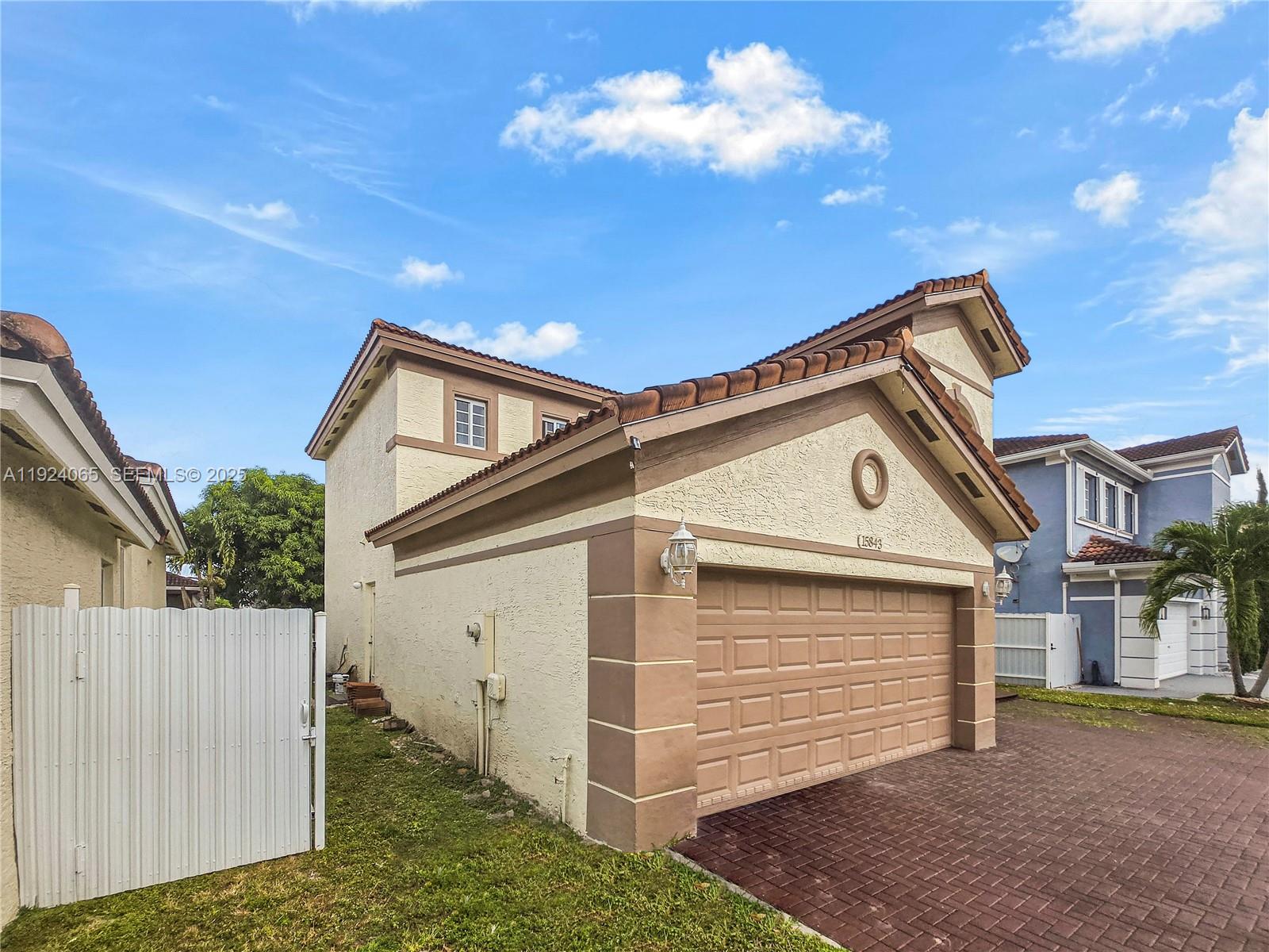 MILON VENTURE - Residential