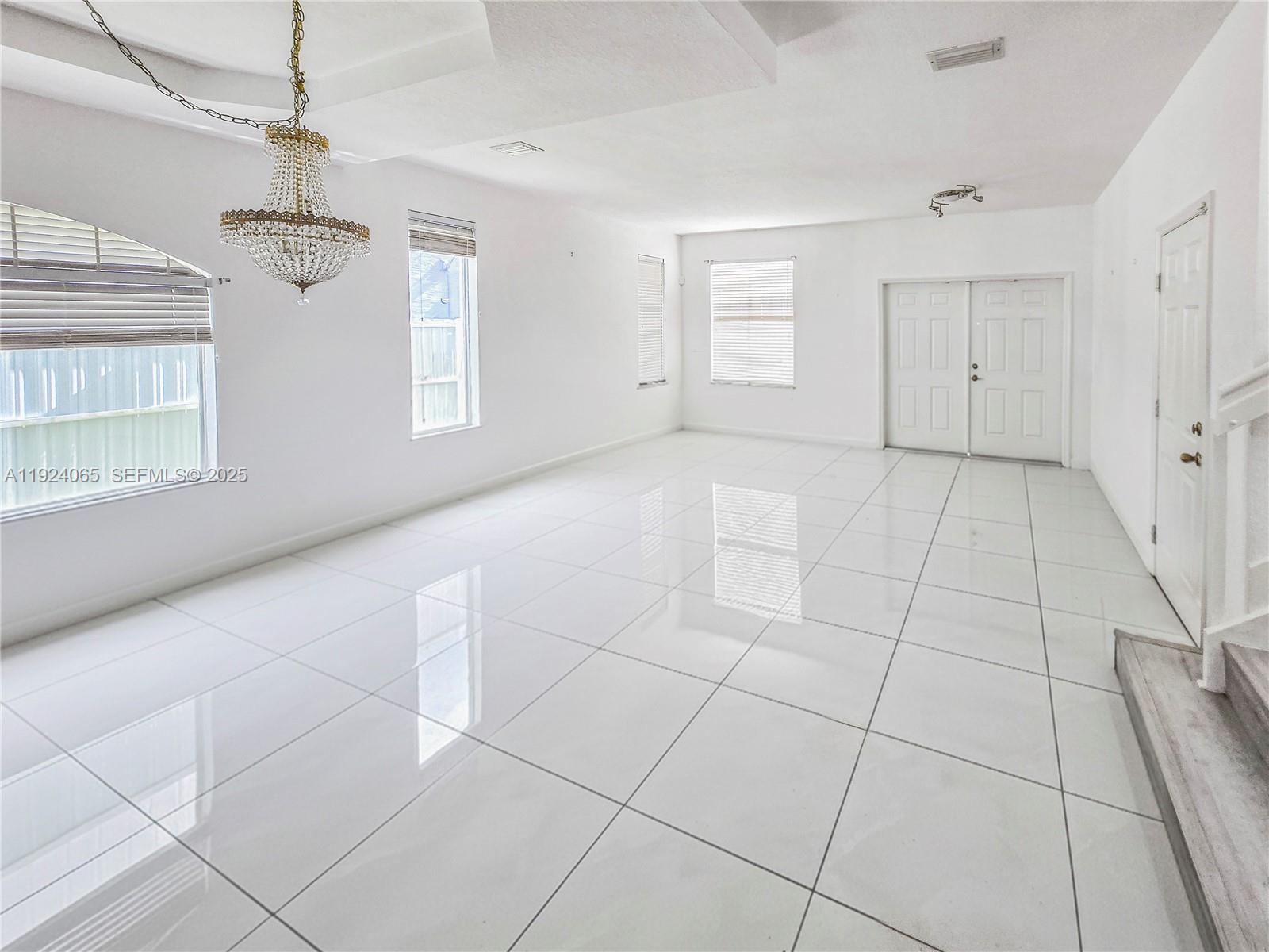 MILON VENTURE - Residential