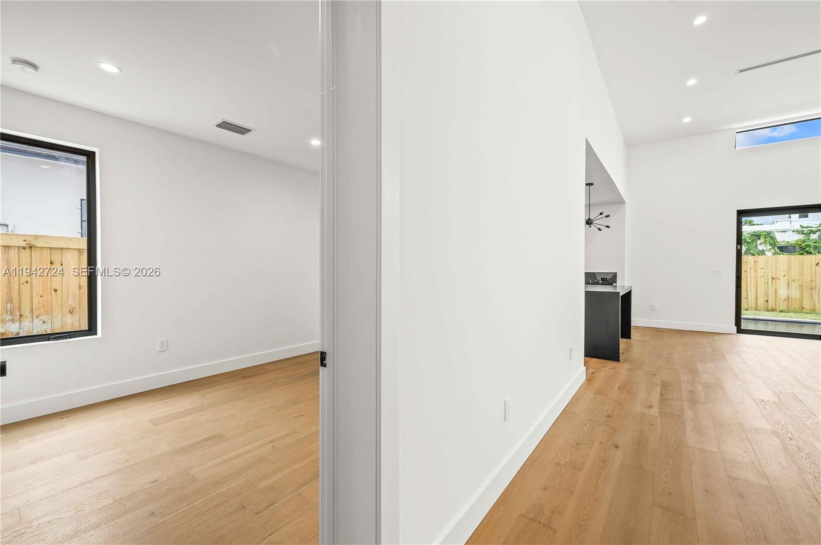 BAY VISTA PARK - Residential