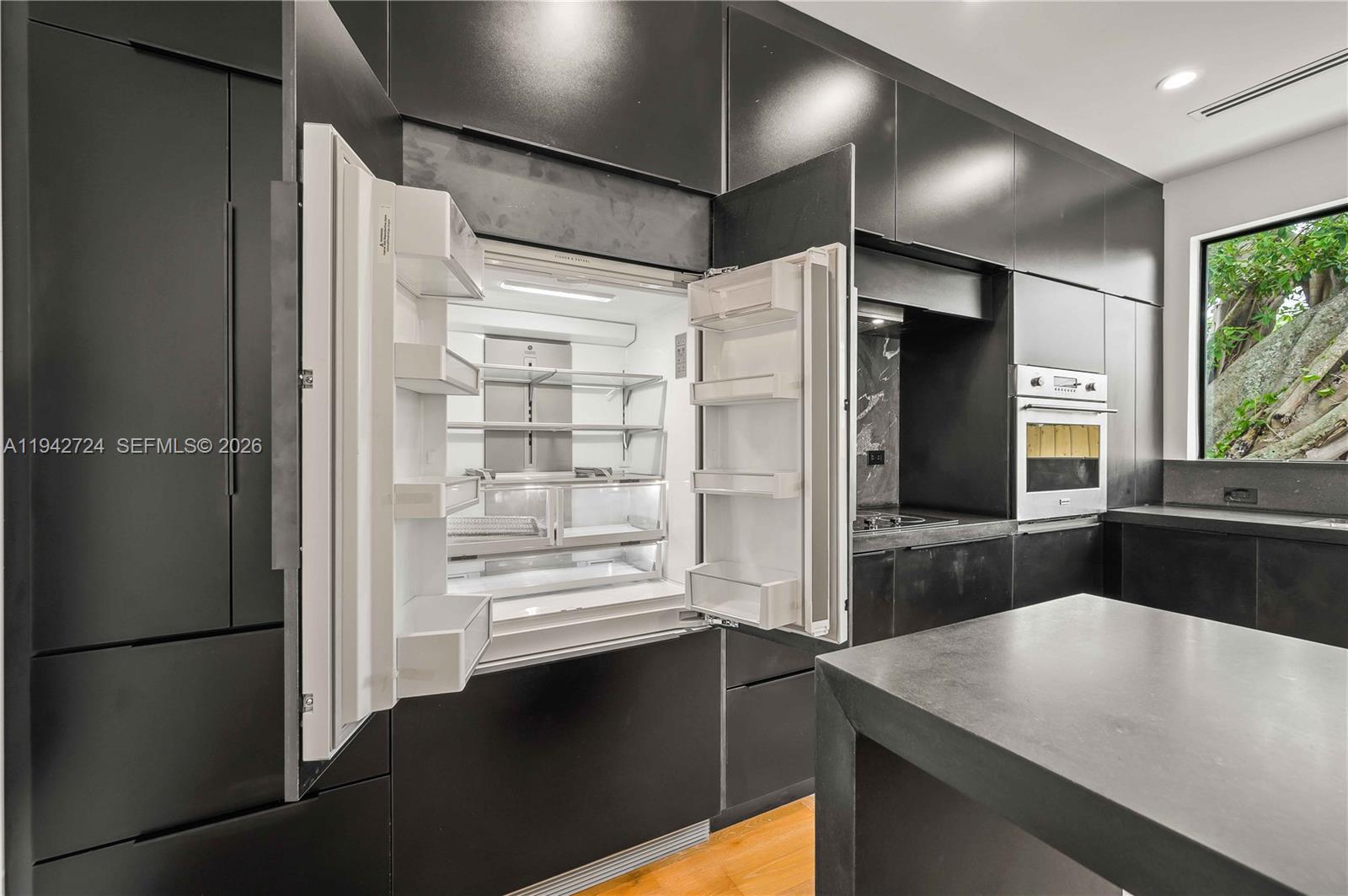 BAY VISTA PARK - Residential