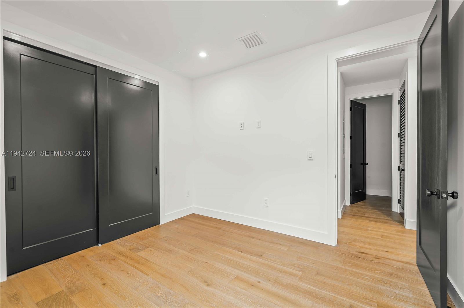 BAY VISTA PARK - Residential