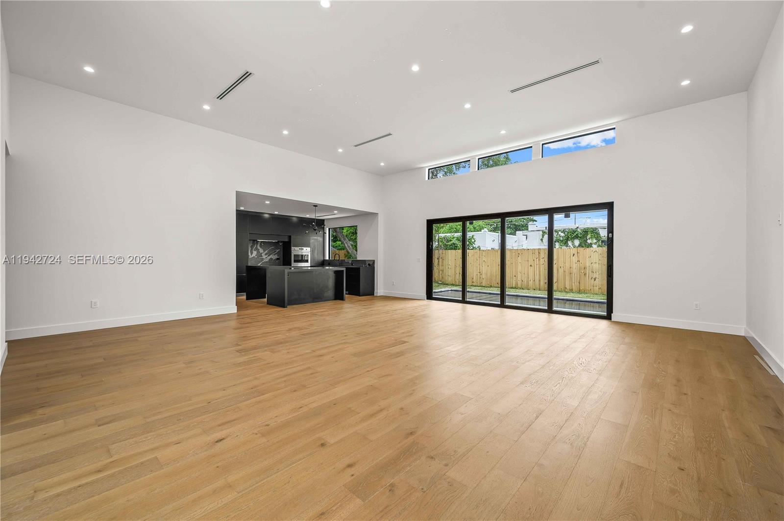 BAY VISTA PARK - Residential