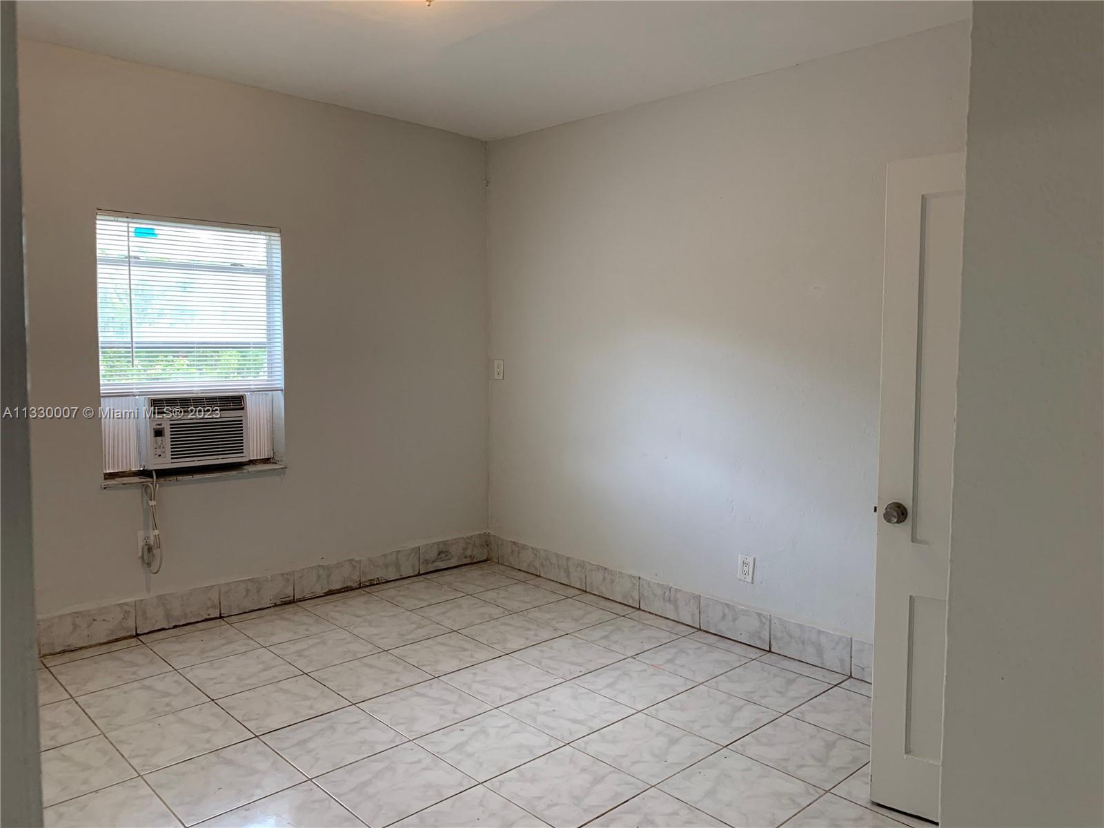 1ST WESTMORELAND ADDN - Residential Income