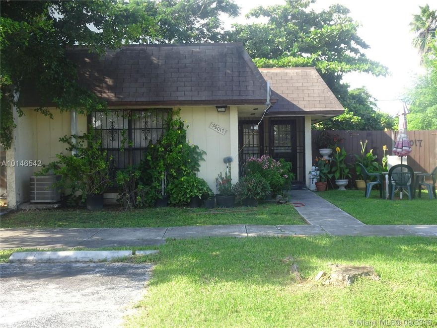 Amazing Investment opportunity! 2 bedroom townhouse in Seapines, already rented and ready for a new owner! Low taxes and low association make for a great return! This one will not last!