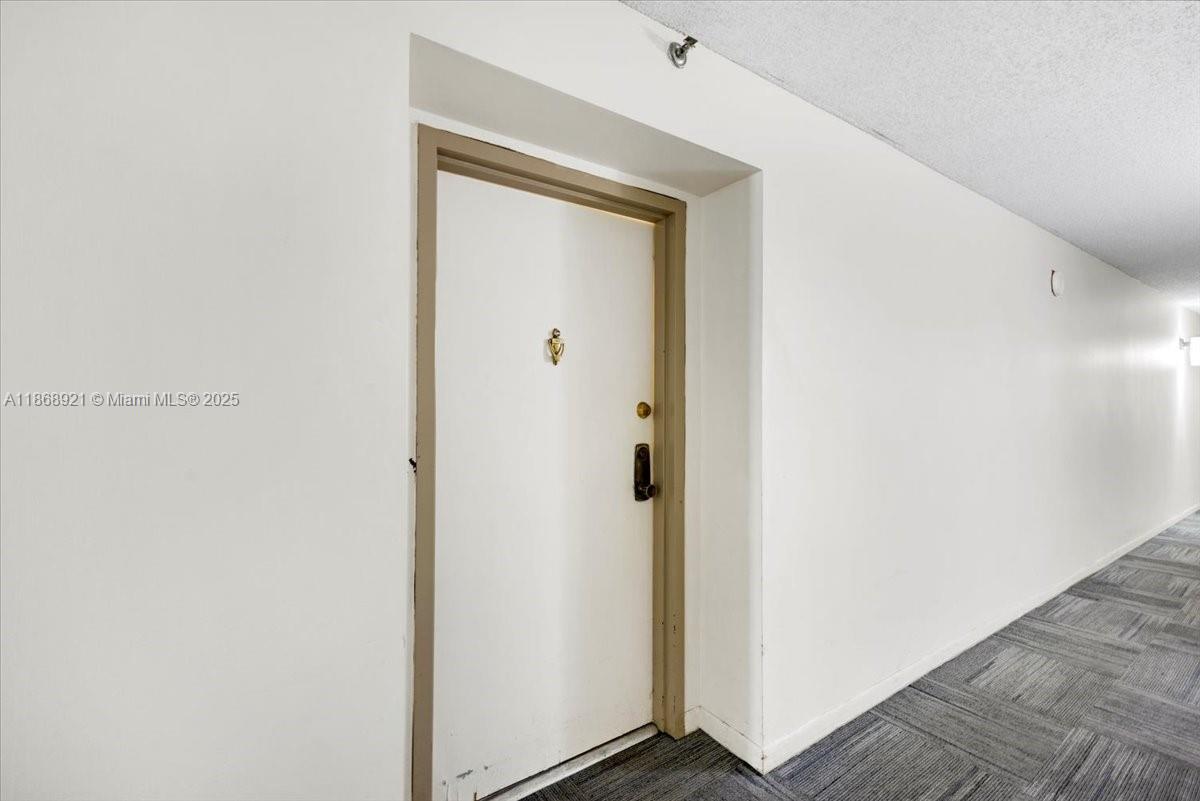 CHANTILLY CONDO - Residential