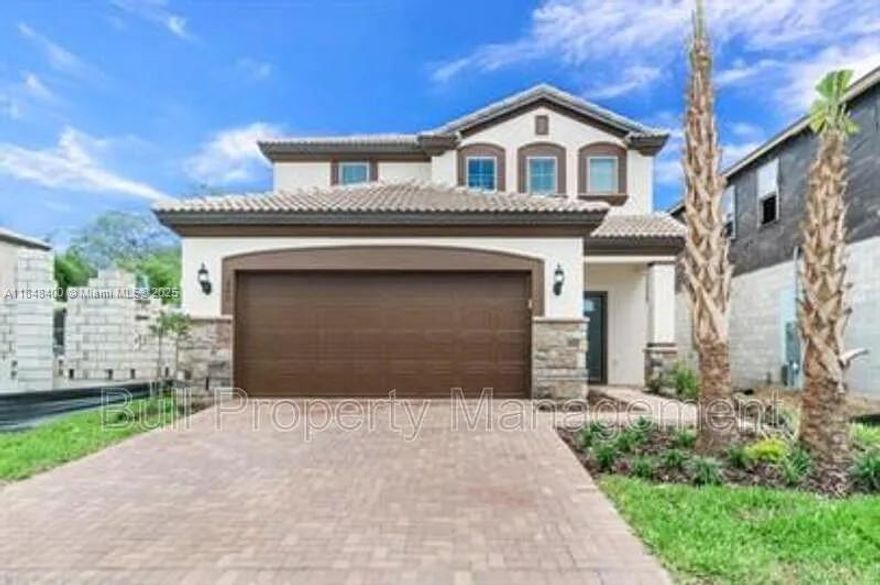 Nice property in Kissimmee, Orlando, featuring 5 bedrooms and 4 bathrooms, pool, game room and all furnished, beautiful clubhouse offering great amenities like pool, lazy river, game room, restaurant etc. Owner Motivated. 
seller will give $10,000 for buyers closing with a full price offer.
FOR SHOWING INSTRUCTION SEE BROKERS REMARK.