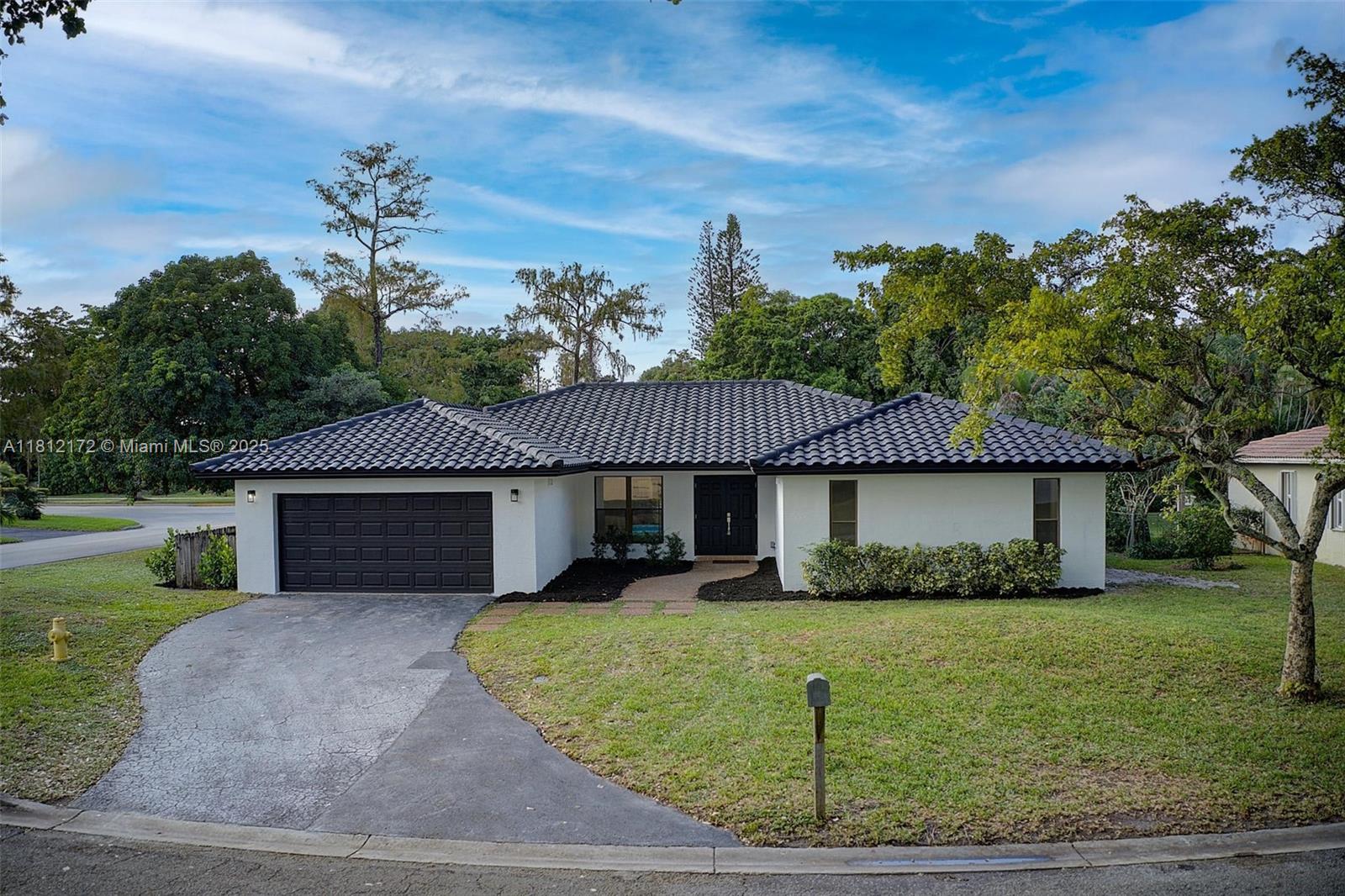 Property for Sale at 1500 Nw 85 Dr, Coral Springs, Broward County, Florida - Bedrooms: 4 
Bathrooms: 2  - $685,000