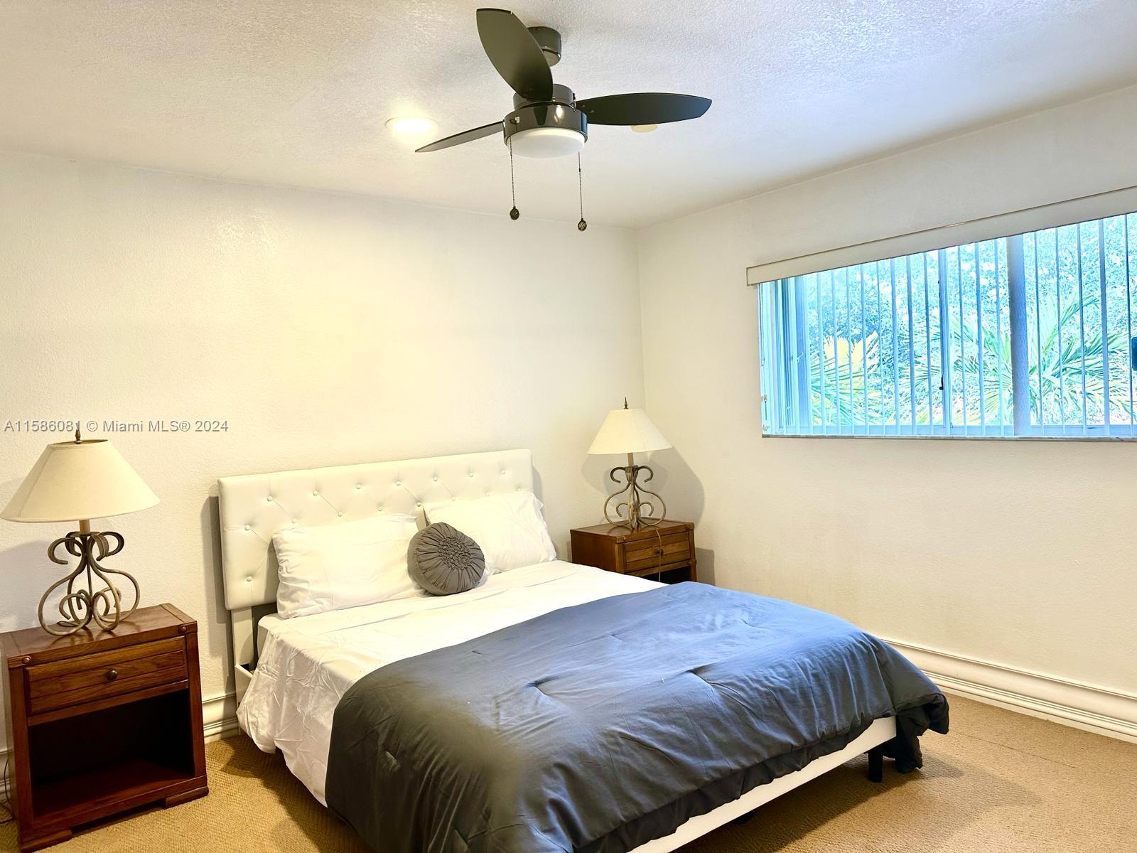 Photo 10 of 36 of listing 0ca9c235-bc1b-4b7d-899e-6f19e9096e34 house