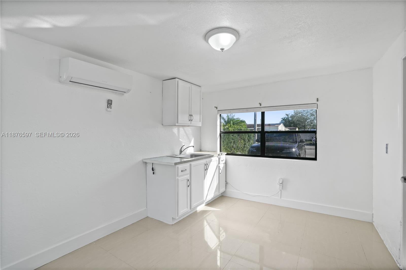 GOLDEN HIGHLANDS EST - Residential