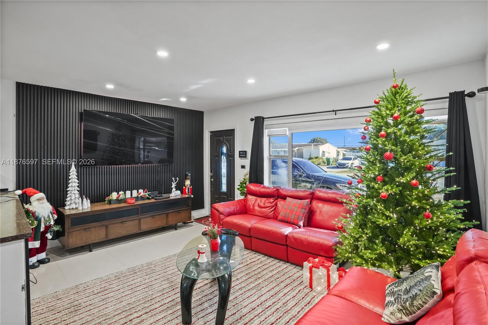 GOLDEN HIGHLANDS EST - Residential