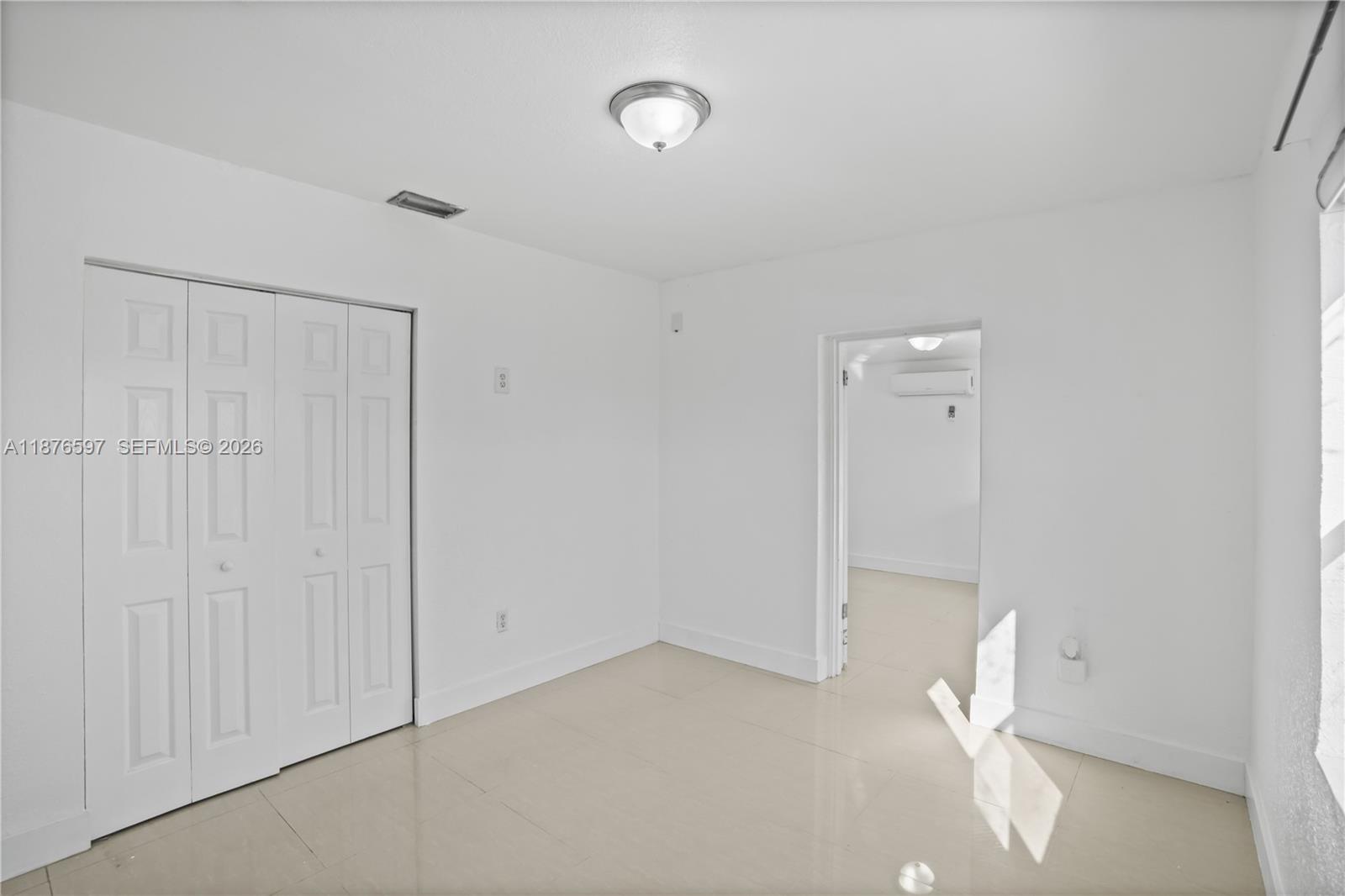 GOLDEN HIGHLANDS EST - Residential