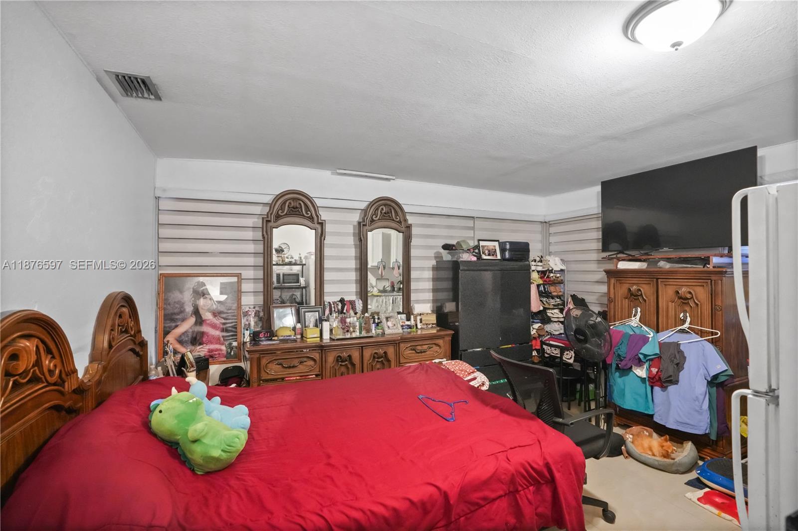 GOLDEN HIGHLANDS EST - Residential