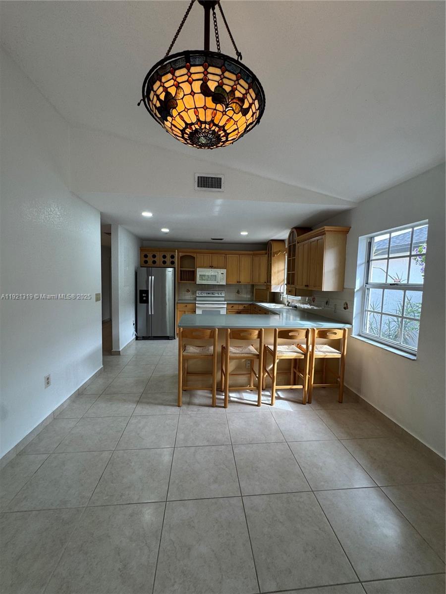 BIRD LAKES SOUTH SEC 2 - Residential