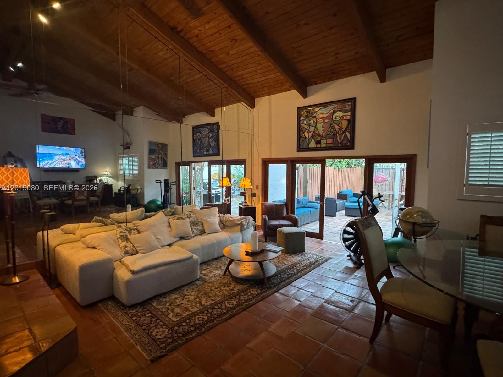 COLEE HAMMOCK TOWNHOUSES - Residential Lease
