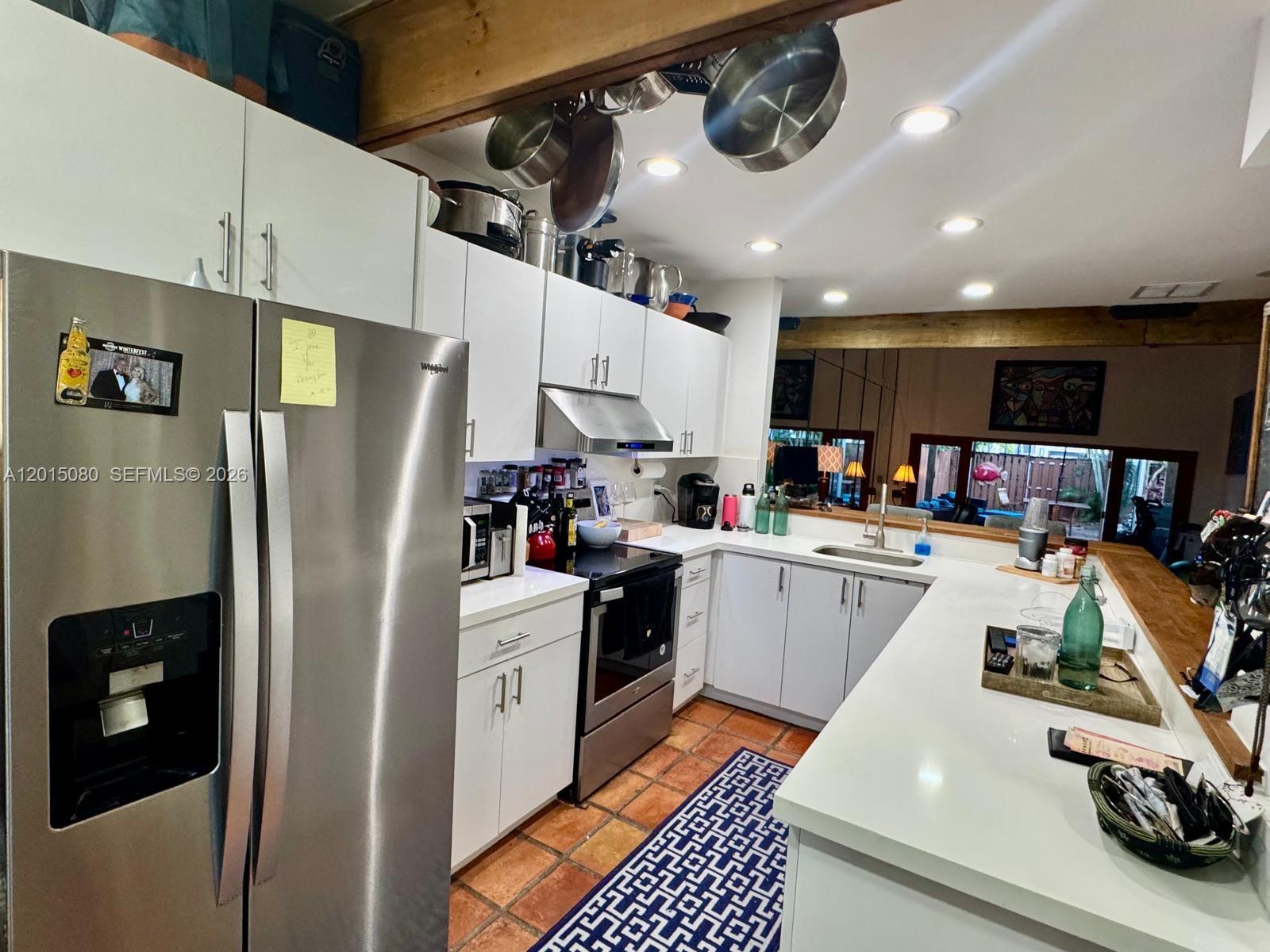 COLEE HAMMOCK TOWNHOUSES - Residential Lease