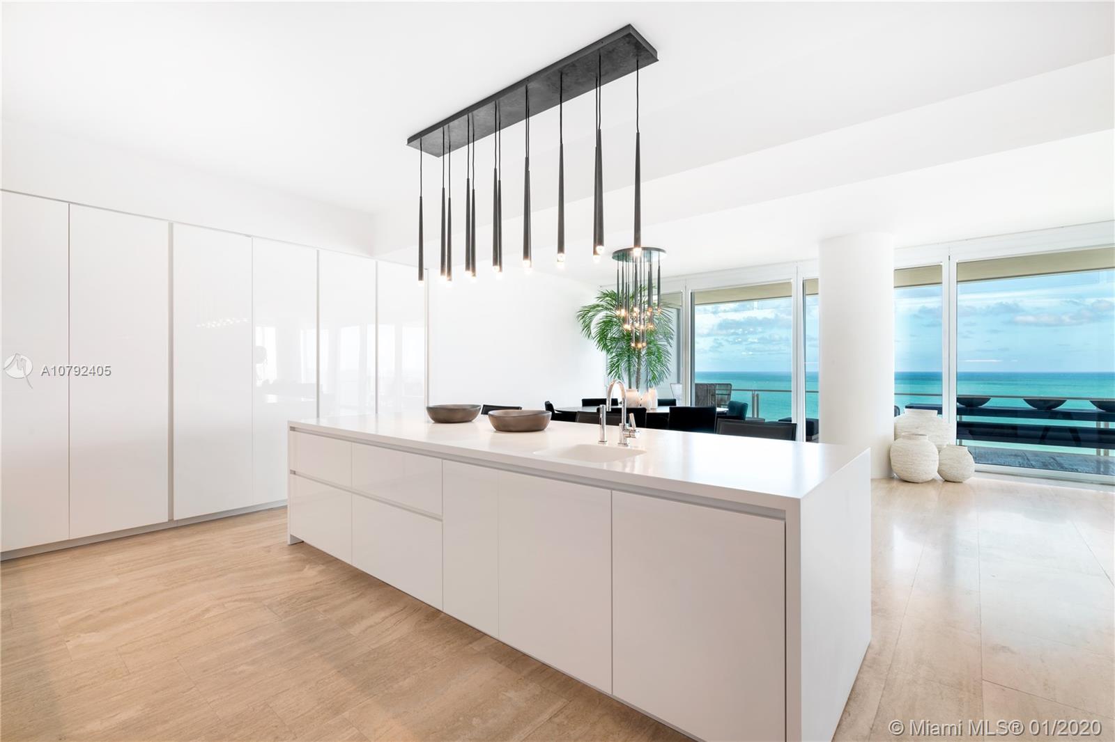 SURF CLUB CONDO - Residential