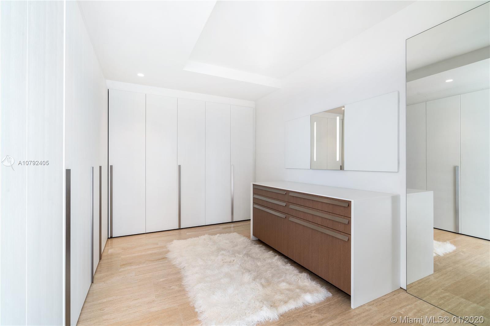 SURF CLUB CONDO - Residential