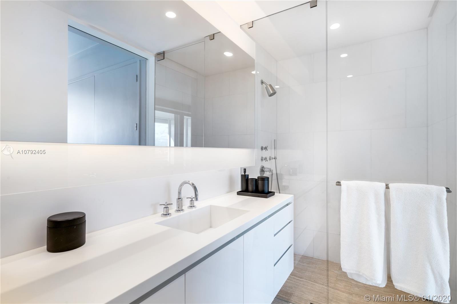 SURF CLUB CONDO - Residential