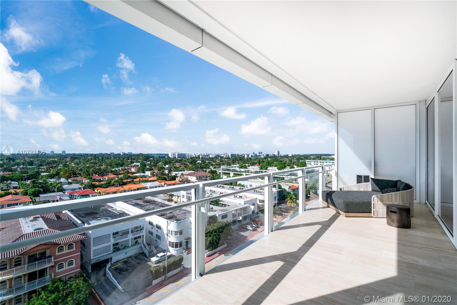 SURF CLUB CONDO - Residential