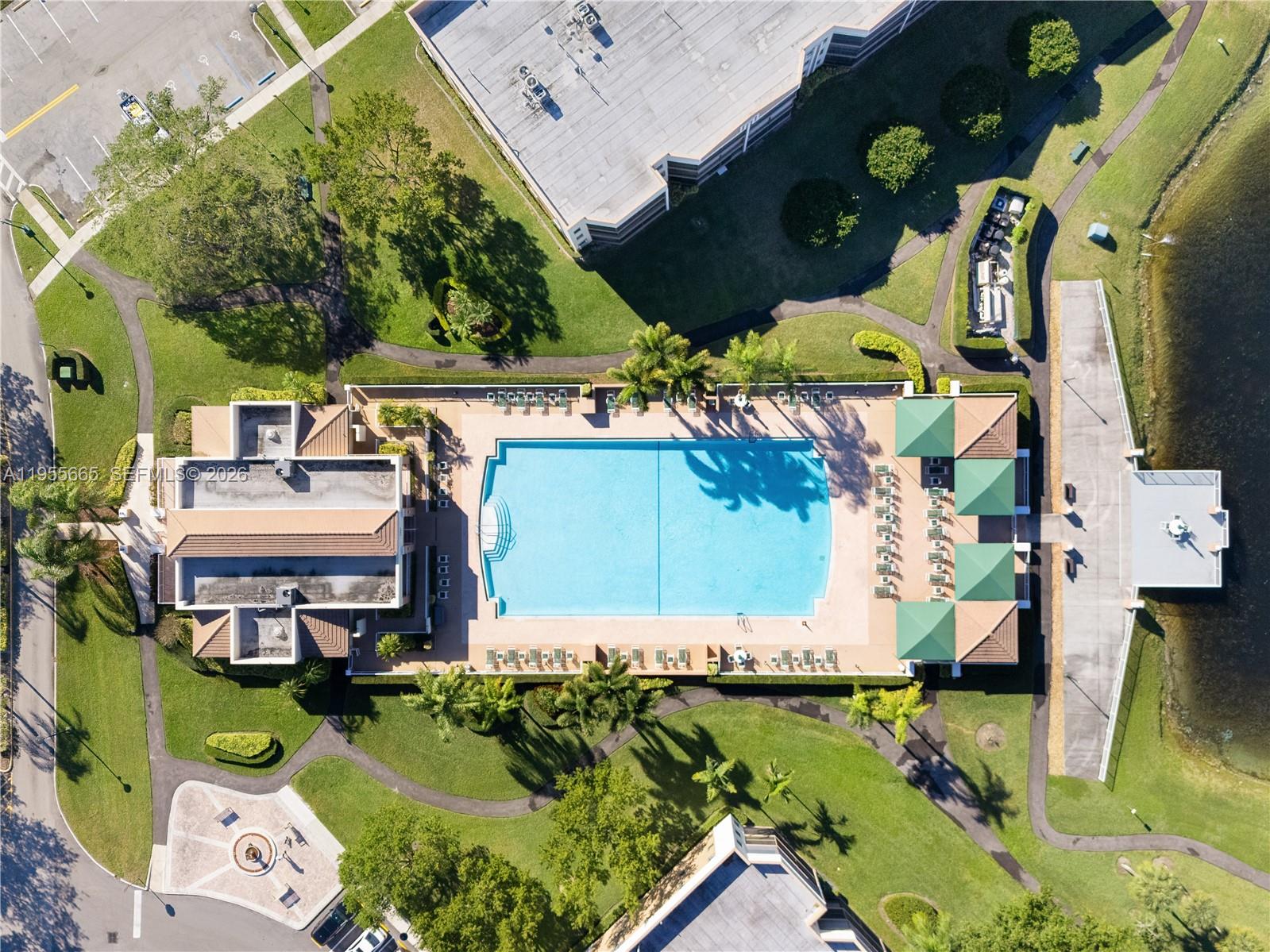 FAIRFAX CONDOMINIUM H - Residential