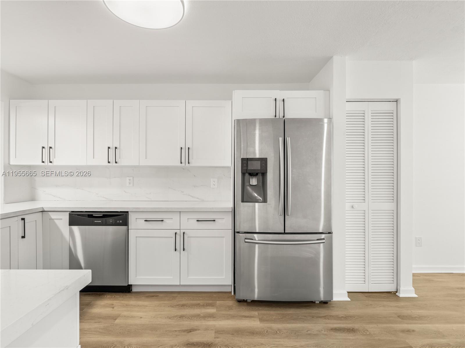 FAIRFAX CONDOMINIUM H - Residential