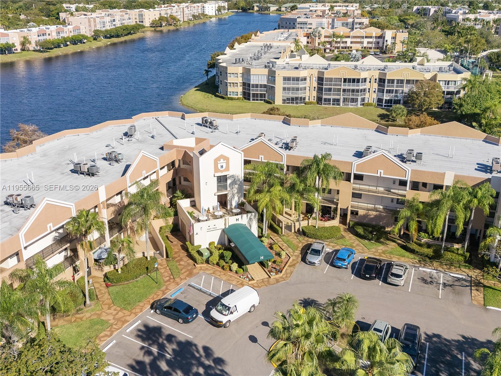 FAIRFAX CONDOMINIUM H - Residential