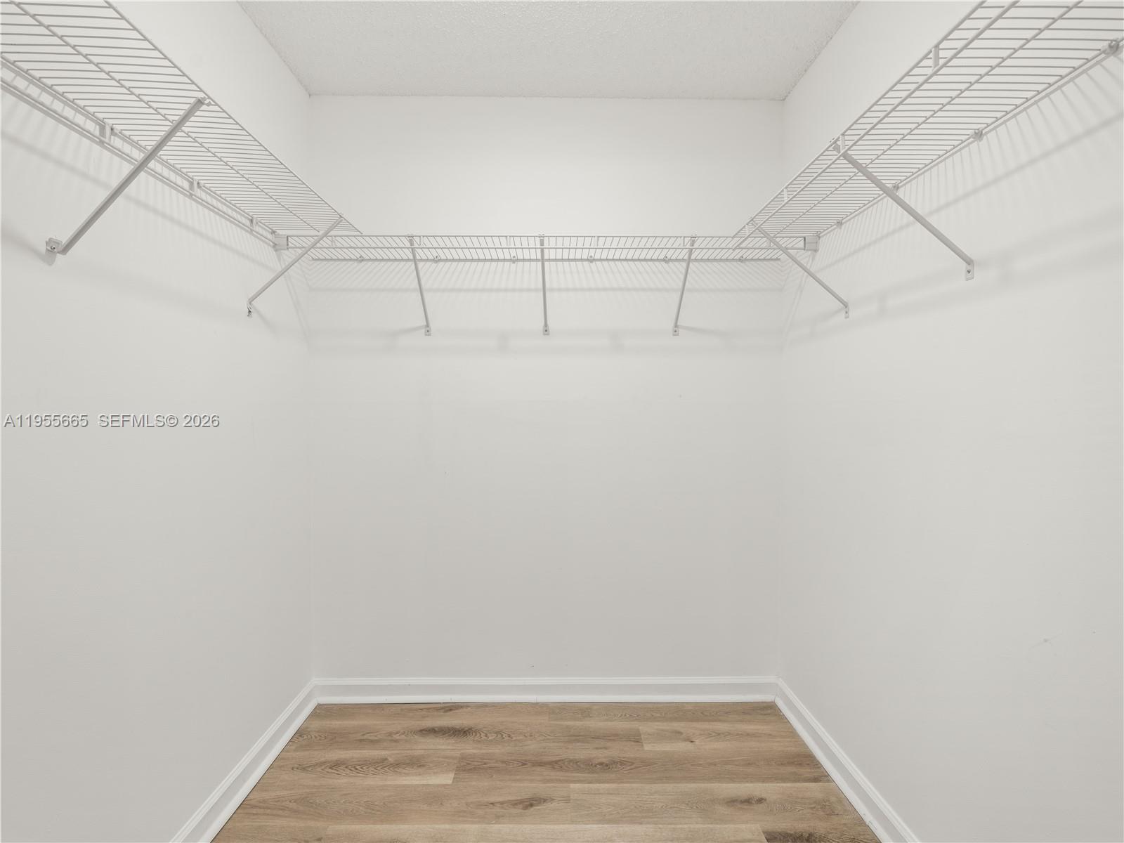 FAIRFAX CONDOMINIUM H - Residential