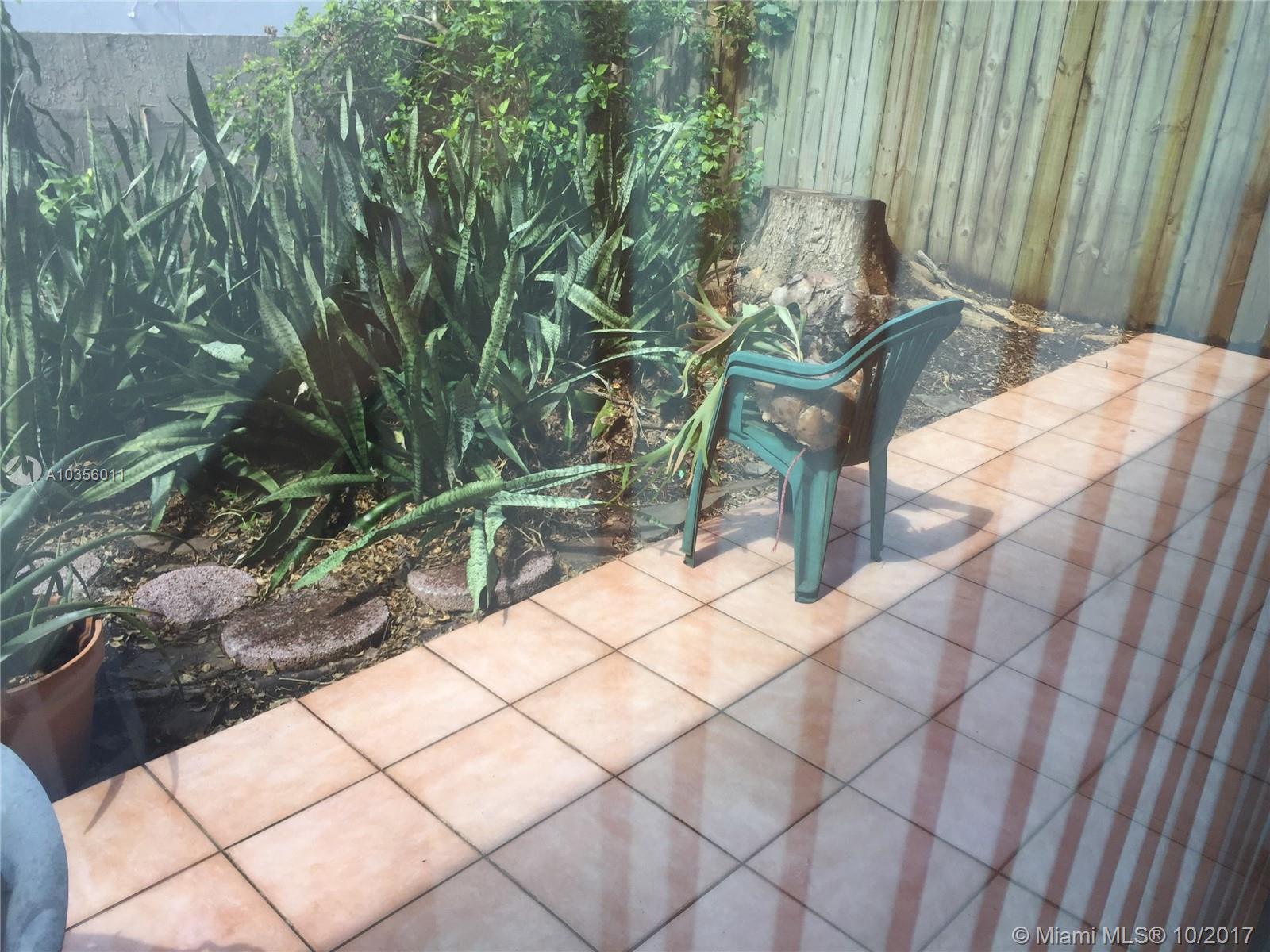 SUNCREST TOWNHOUSE CONDO - Residential